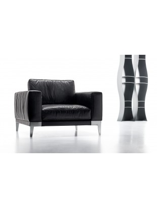 http://www.commodeetconsole.com/2042-thickbox_default/fauteuil-italien-cuir-tissu.jpg